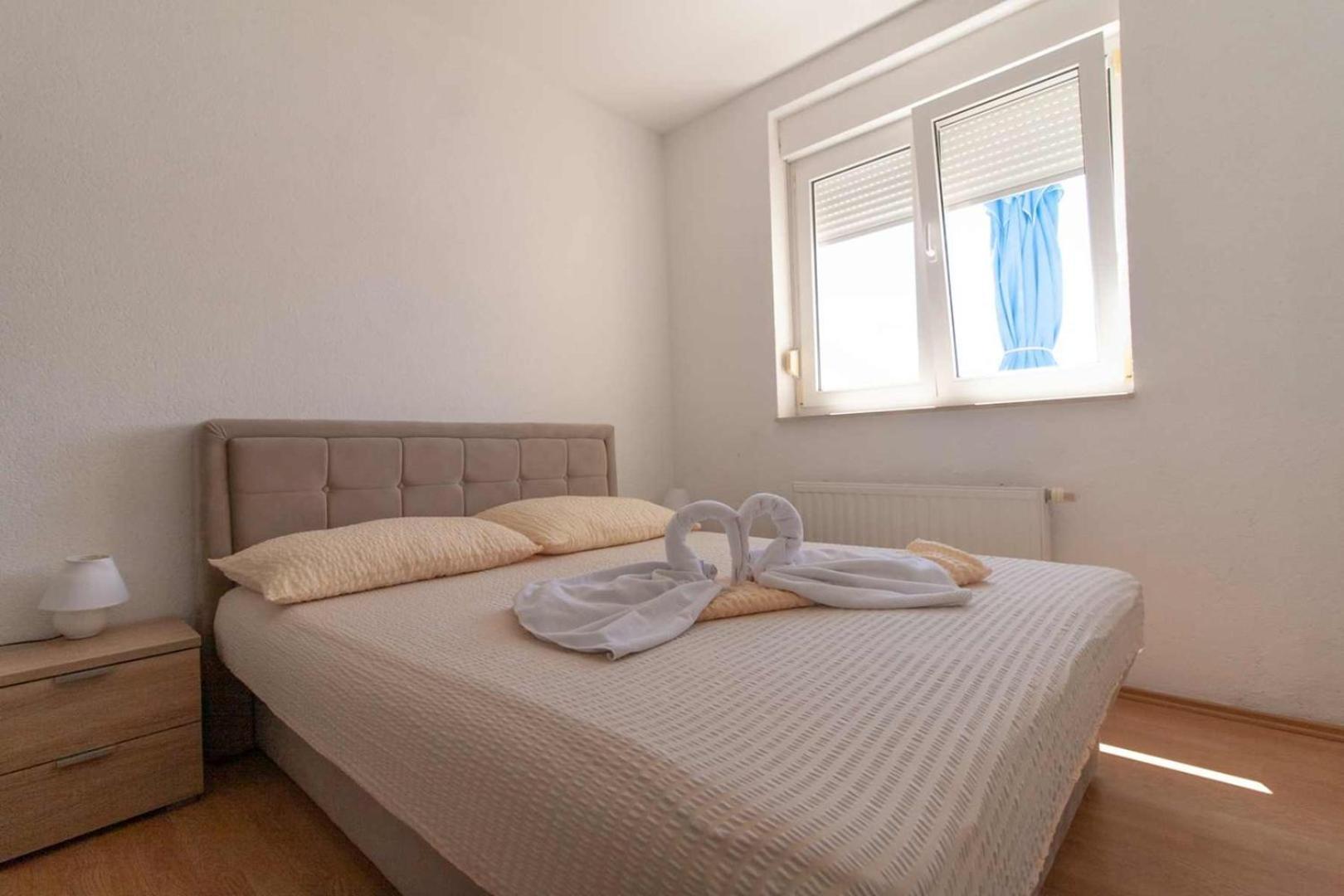 Villa Raguz Sa Privatnom Plazom I Garazom 네움 외부 사진