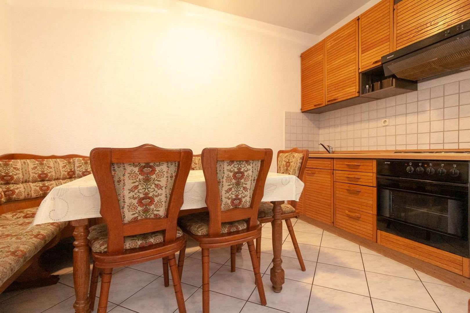 Villa Raguz Sa Privatnom Plazom I Garazom 네움 외부 사진