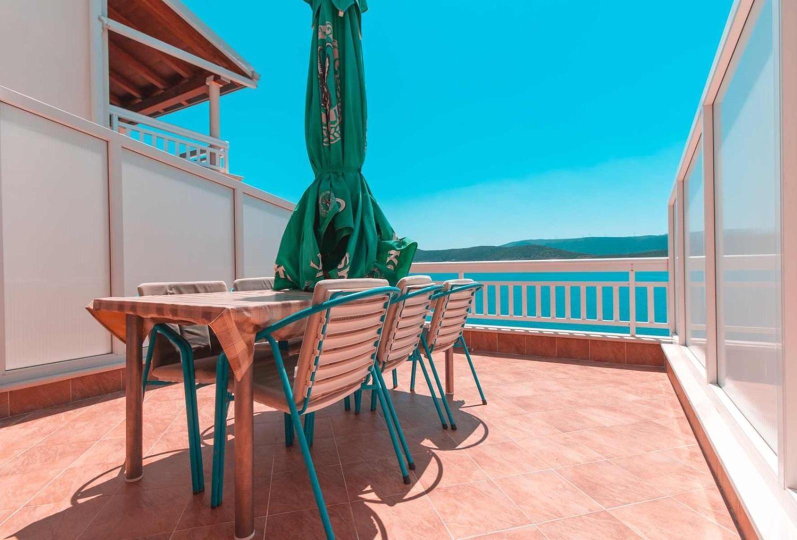 Villa Raguz Sa Privatnom Plazom I Garazom 네움 외부 사진