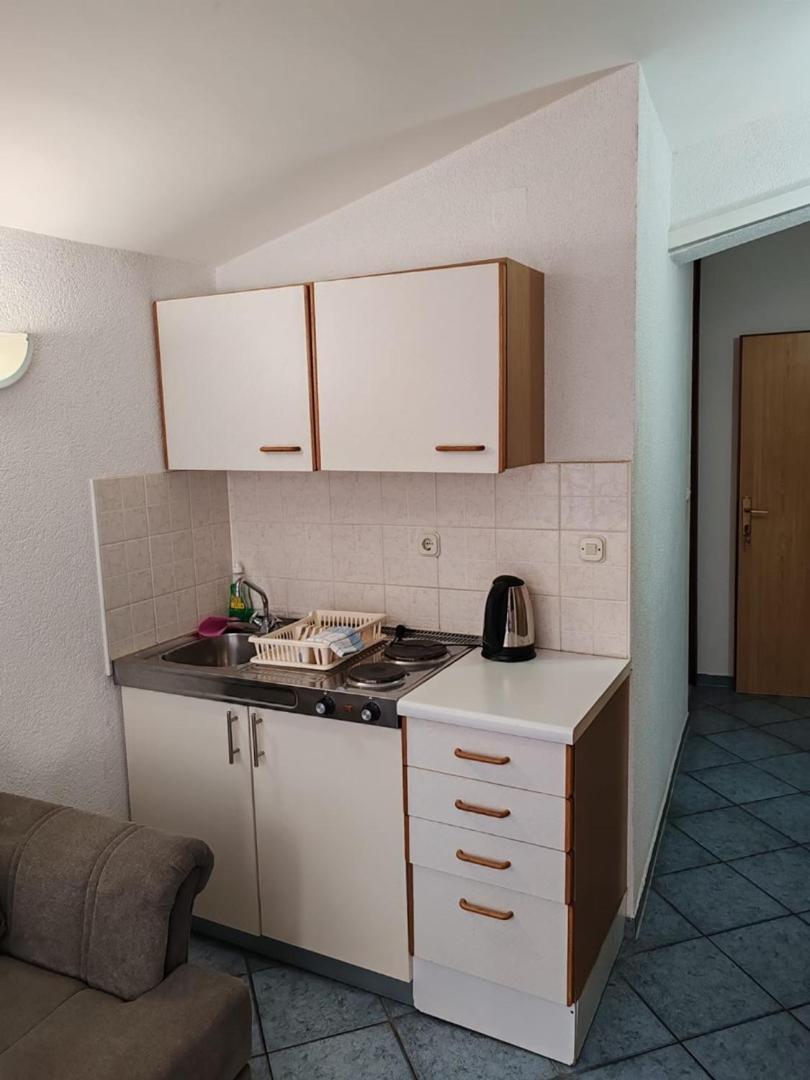 Villa Raguz Sa Privatnom Plazom I Garazom 네움 외부 사진